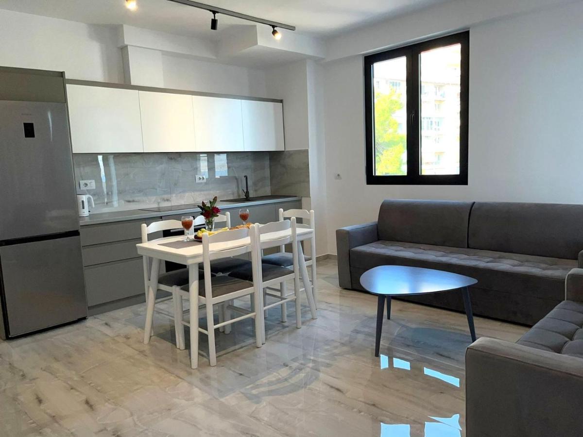 Diamond Dream Apartment ซารานเดอ ภายนอก รูปภาพ