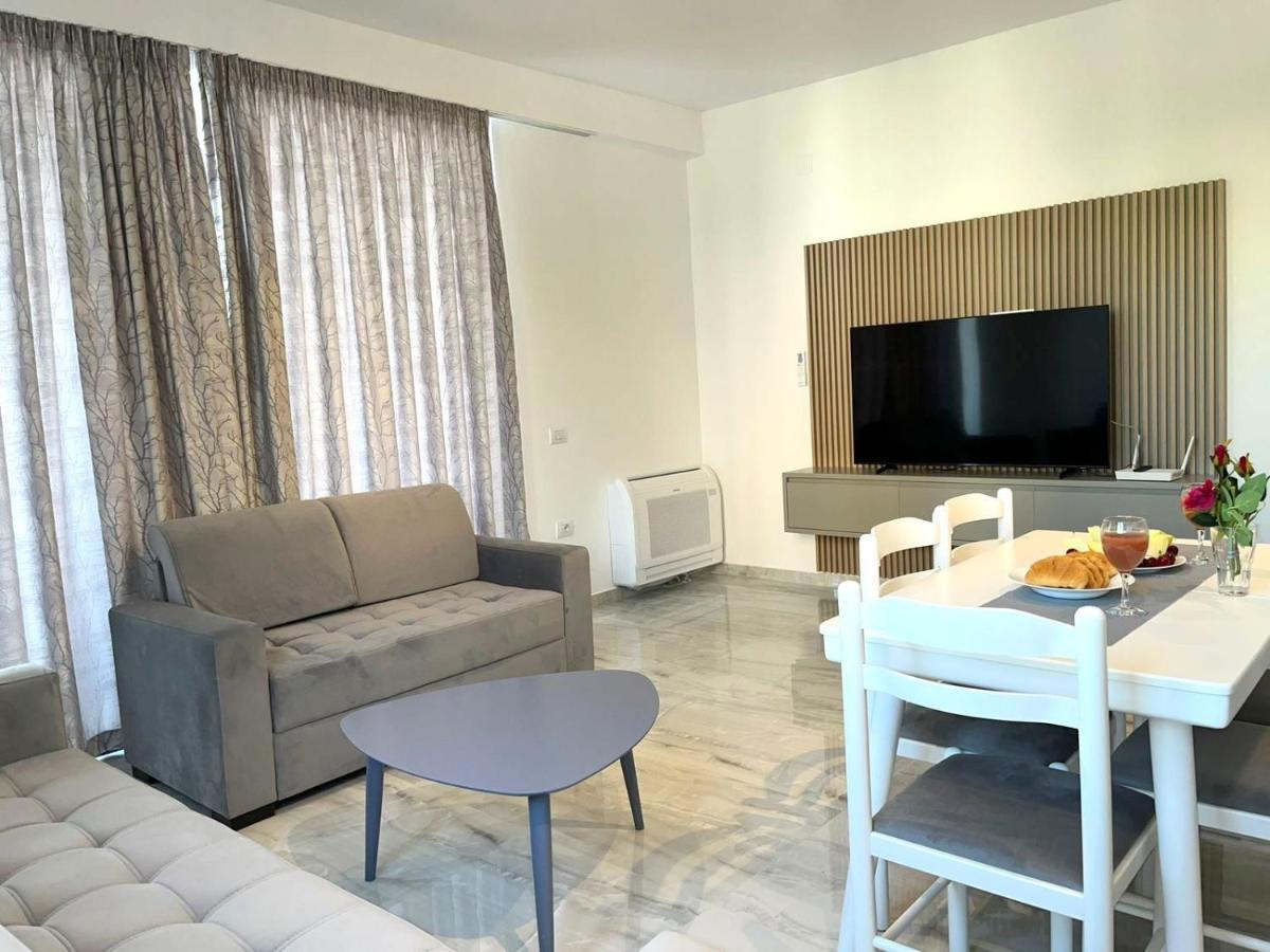 Diamond Dream Apartment ซารานเดอ ภายนอก รูปภาพ