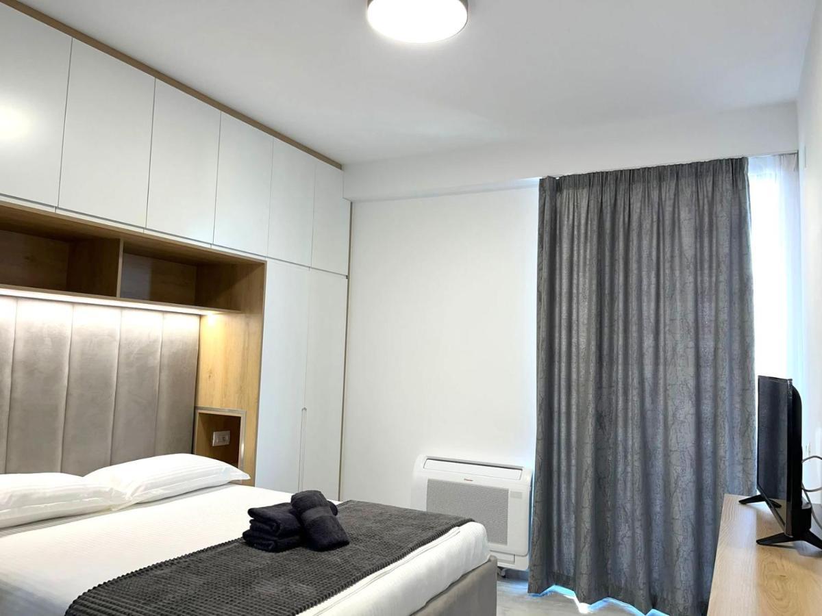 Diamond Dream Apartment ซารานเดอ ภายนอก รูปภาพ
