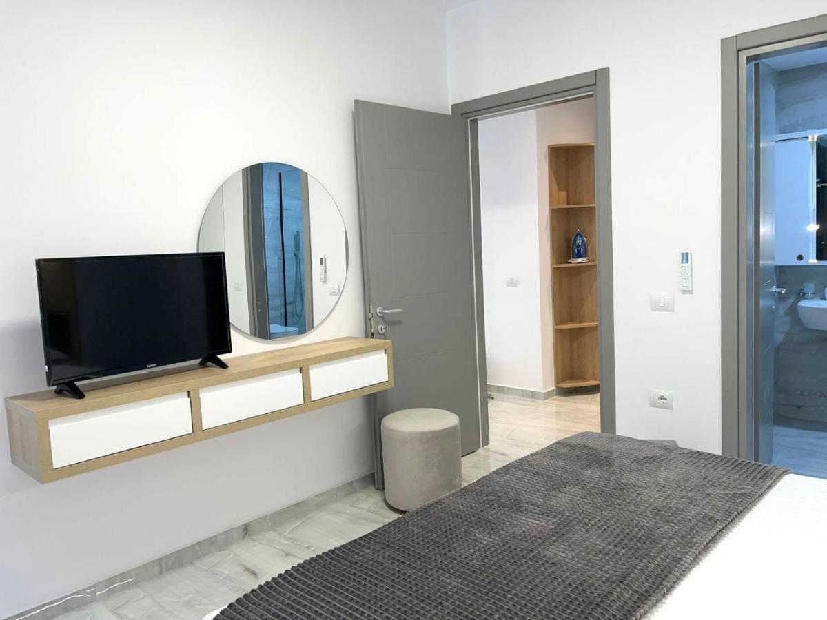 Diamond Dream Apartment ซารานเดอ ภายนอก รูปภาพ